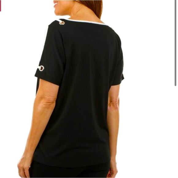 Carmen Marc Valvo NWT Black & White Cold Shoulder Knit Top Blouse Size Small - Picture 2 of 12